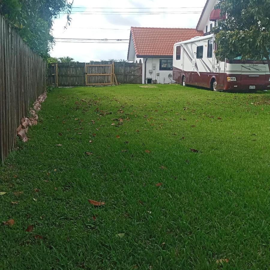 Remodeled And Comfortable Rv - Free Parking Miami Ngoại thất bức ảnh