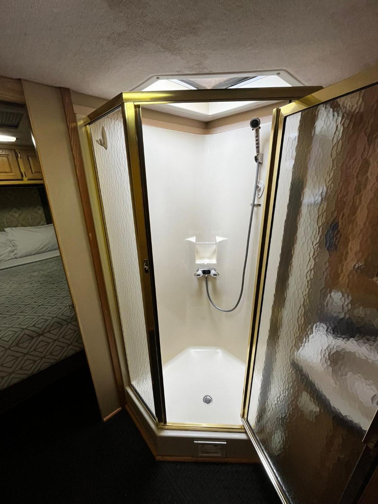 Remodeled And Comfortable Rv - Free Parking Miami Ngoại thất bức ảnh